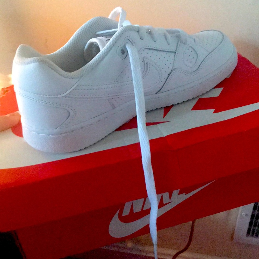 Nike son of force (gs)